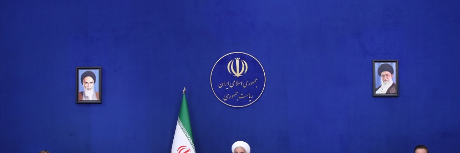 این دولت صادرات غیر نفتی از جمله فرآورده ها، پتروشیمی و فولاد را جایگزین نفت کرد که کار آسانی نبود/ چه کسانی توانستند این جایگاه را برای صادرات غیر نفتی در کشور ایجاد کنند / تحریم کنندگان ایران حتی تصور نمی کردند که ایران امروز صادرکننده بنزین، برق و گاز باشد