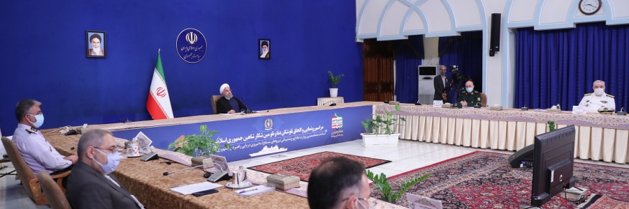 ما در دفاع از کشورمان نه نیازمند به سلاح های کشتار جمعی هستیم ، نه در پی بدست آوردن این سلاح هستیم و نه آن را اخلاقی و مجاز می دانیم ، این فتوای صریح  فرمانده کل قوا و رهبر جمهوری اسلامی است / ما دنبال توانمندی هسته ای، هوایی ، فضایی موشکی برای صنعت داخلی و توانمندی و فناوری های نوین خودمان هستیم / قدرت هسته ای ما برای ساخت سلاح هسته ای نیست ، آمریکا و اروپا این را بدانند و بفهمند، دنبال سلاح هسته ای نیستیم و فعالیت هسته ای ما کاملا صلح آمیز است