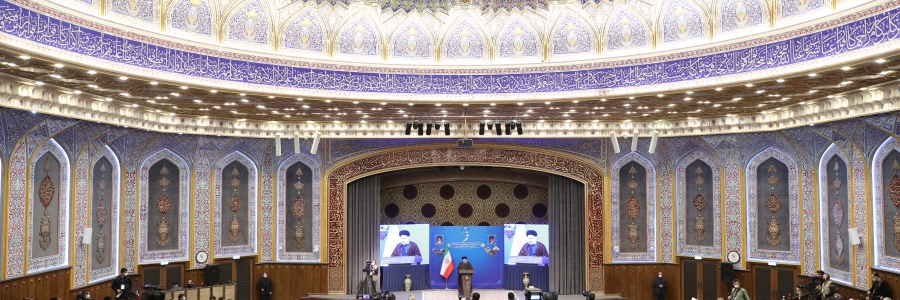 دیدار رئیس جمهور با نخبگان ، علماء ، خانواده شهدا ، ایثارگران و جمعی از اقشار مختلف مردم