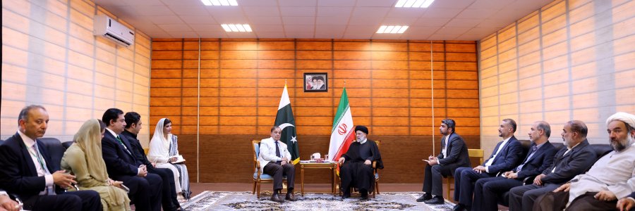 آیت‌الله رئیسی با نخست‌وزیر پاکستان دیدار کرد