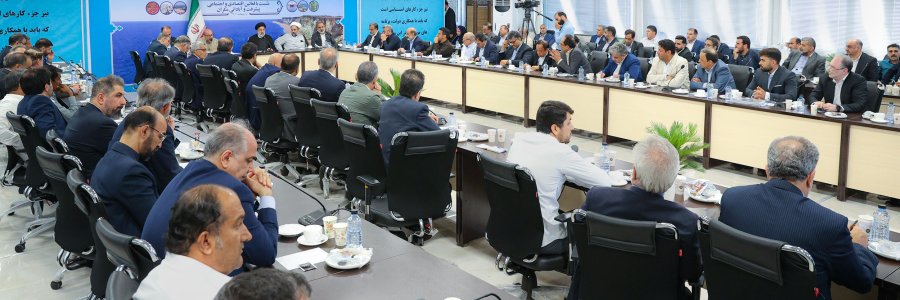 لزوم ثبات در تصمیم‌گیری‌های بانکی و اقتصادی/ نوسان قیمت‌ها برای تولیدکننده و مصرف‌کننده مضر است