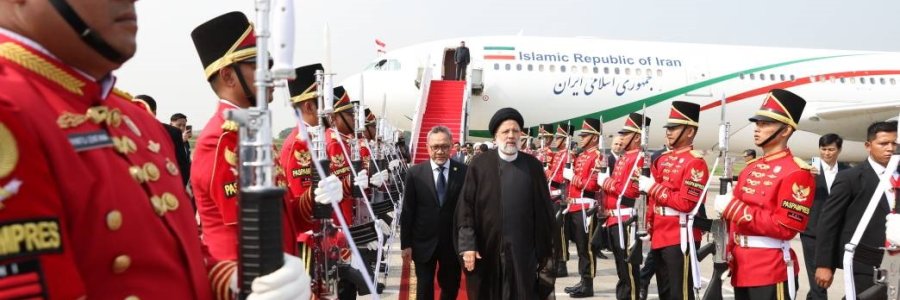 دکتر رئیسی وارد جاکارتا شد 
