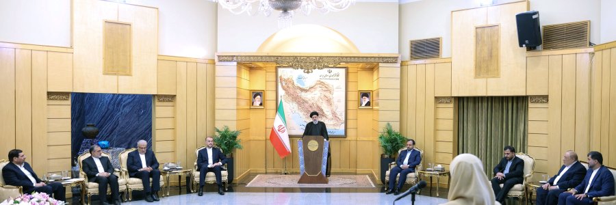 سیاست خارجی ایران جامع، متوازن و بر اساس همگرایی و چندجانبه‌گرایی اقتصادی است/ مسئولین عالی اندونزی برای گسترش همه جانبه روابط با ایران اراده جدی دارند/ اعتماد میان کشورها برای همکاری با ایران به شکل مطلوبی رو به افزایش است
