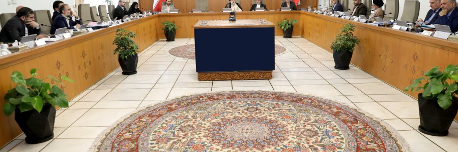قدردانی دکتر رئیسی از تلاش‌ها برای آزادی دیپلمات کشورمان پس از 5 سال بازداشت غیرقانونی/ گزارش رئیس سازمان برنامه و بودجه از آخرین اصلاحات لایحه برنامه هفتم