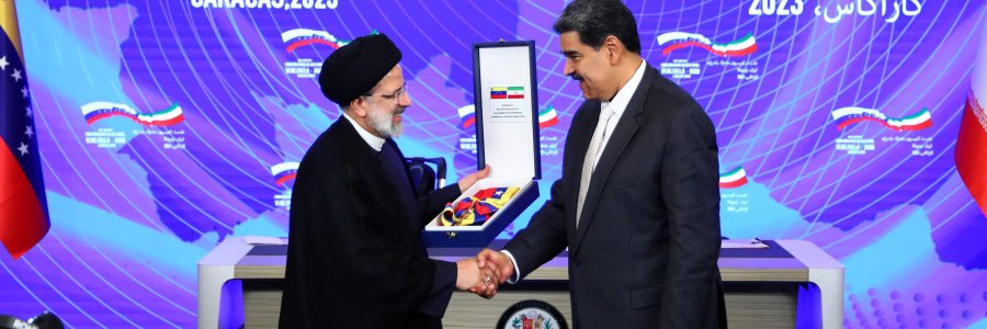 اعطای نشان افتخار ملی ونزوئلا به آیت‌الله رئیسی