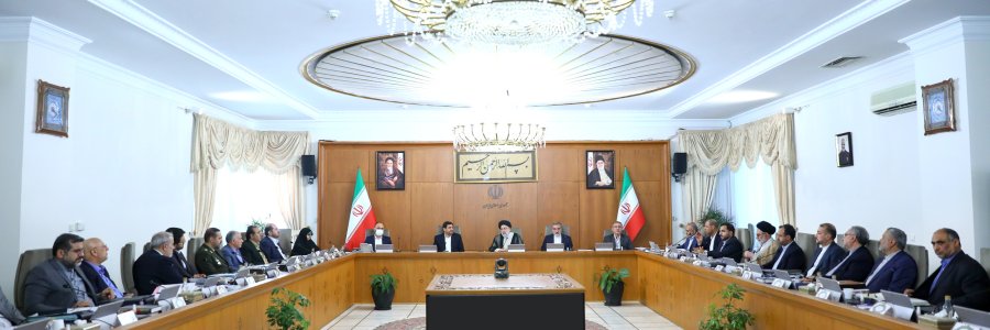 قدردانی از شکوه به یاد ماندنی حضور ارزشمند مردم در جشن بزرگ غدیر/ برگزاری مردمی مناسک وحدت‌بخشی همچون جشن غدیر الگوی مناسبی برای مسئولان است/ از هر اقدامی که پیام آن به جامعه، حتی احتمال وجود اختلاف میان قوا باشد، پرهیز شود