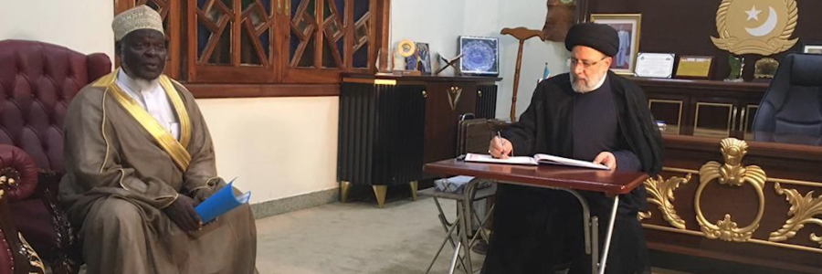 استقبال نمازگزاران مسجد ملی اوگاندا از آیت‌الله رئیسی