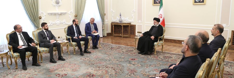 دکتر رئیسی: امیدواریم مذاکرات بین ارمنستان و آذربایجان باعث استقرار و تقویت صلح، امنیت و آرامش هر چه بیشتر در منطقه شود/ ایران از حق حاکمیت و تمامیت ارضی تمام کشورهای منطقه حمایت می‌کند/ وزیر خارجه ارمنستان: روابط با ایران برای ارمنستان بسیار پراهمیت است
