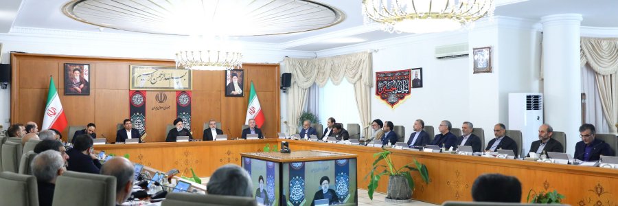 آزادسازی بخشی از منابع ارزی، جلوه‌ای از دستاوردهای دیپلماسی عزتمندانه در مقابل دیپلماسی ملتمسانه بود/ همه منابع ارزی آزاد شده صرف پشتیبانی از رونق تولید خواهد شد/ پاسداشت سالروز ورود آزادگان سرافراز و پیروزی رزمندگان مقاومت در جنگ 33 روزه
