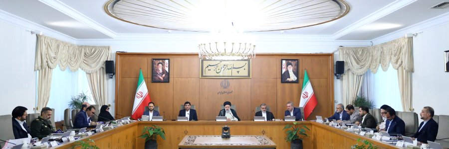 دکتر رئیسی: سازمان‌های بین‌المللی بدون تبعیض به وظایف خود در قبال جنایات صهیونیست‌ها عمل کنند/ تقویت اتحادیه‌ها در راستای مدیریت موثرتر قیمت‌ها و حفظ ثبات بازار/ گزارش وزرای ارتباطات، صمت و نیرو از اقدامات مهم انجام شده