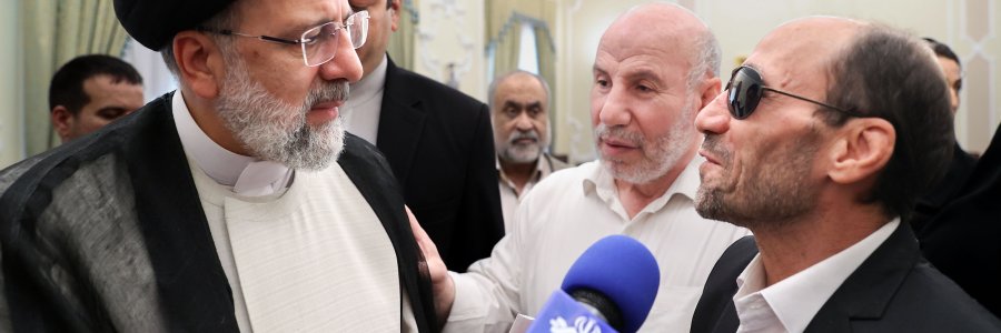 دیدار جمعی از نخبگان جامعه کم‌بینایان و نابینایان با رئیس جمهور