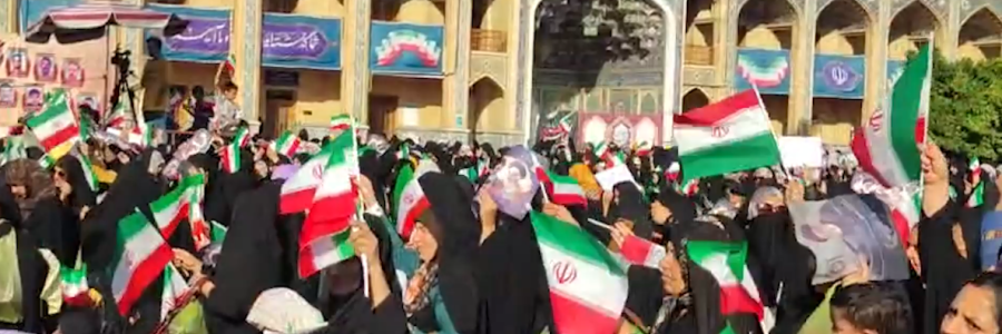 | رئیس‌جمهور در سومین حرم اهل‌بیت در ایران/ مهمان‌‌نوازی شیرازی‌ها در حرم مطهر حضرت شاهچراغ