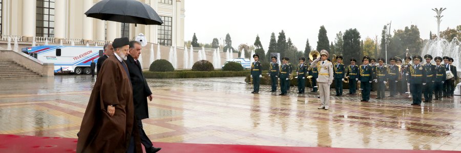 استقبال رسمی امامعلی رحمان از رئیس جمهور در قصر ملت تاجیکستان