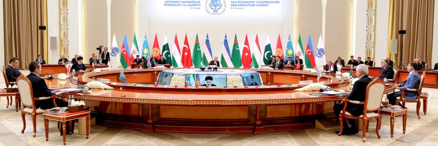 گذری بر حضور دکتر رئیسی در شانزدهمین اجلاس سران اکو در تاشکند