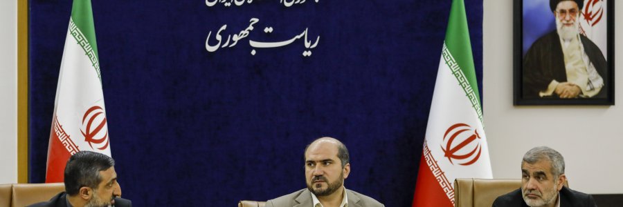 نشست بررسی و رفع موانع تکمیل پروژه راه اهن اردبیل میانه