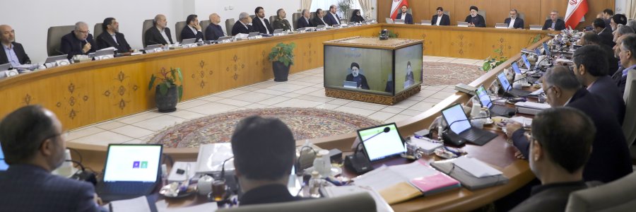 تاکید دکتر رئیسی بر پرهیز از رویکردهای سیاسی در عرصه مبارزه با فساد/ توضیحات وزیر اطلاعات درباره روند شناسایی و برخورد با پرونده تخلف ارزی واردات چای در دولت/ گزارش وزیر ارتباطات از احیای موفق برنامه تحقیقاتی زیست در فضا