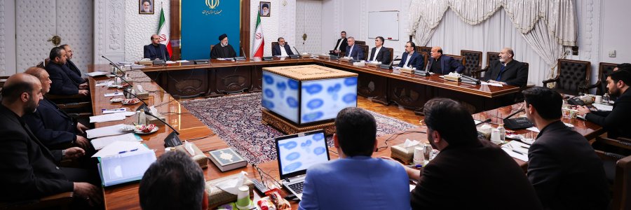 تاکید دکتر رئیسی بر تسریع در اجرای پروژه‌های ریلی تهران-مشهد، رشت-کاسپین و بافق-اقلید/ قدردانی از تلاش‌ها برای ارتقای ظرفیت‌های ترانزیتی و حمل و نقلی کشور/ گزارش وزیر راه از آخرین وضعیت مهمترین پروژه‌های ریلی و ترانزیتی کشور
