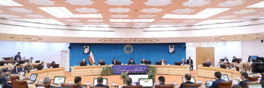 دولت نه نامزدی در انتخابات خواهد داشت و نه از نامزدی حمایت خواهد کرد/ ایده‌آل دولت در انتخابات پیش‌رو، شکل‌گیری مجلسی قوی است/ تاکید بر توجه ویژه همه مدیران اجرایی نسبت به معیشت مردم و مسائل اقتصادی کشور/ ضرورت همکاری و تعامل متقابل هر چه بیشتر وزرا و استانداران