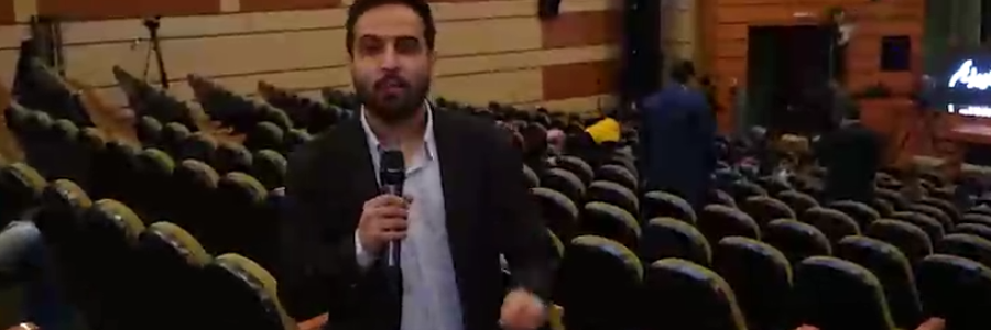 وطن هتل نیست که یکی‌دو شب در آن اقامت کنیم. خانه است، می‌مانیم و می‌سازیم