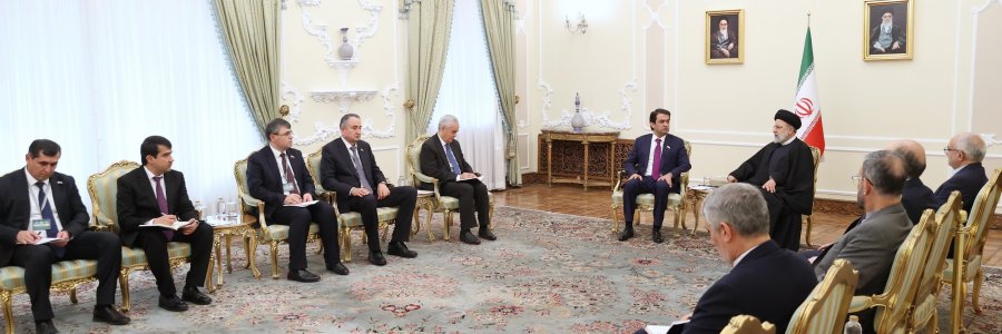 دکتر رئیسی: داعش همانند صهیونیست‌ها در غزه، به دنبال کشتار زنان و کودکان بیگناه است/ ابراز رضایت از روند رو به گسترش روابط در 2 سال گذشته/ رئیس مجلس تاجیکستان: ناامنی در منطقه نگرانی مشترک دو کشور است
