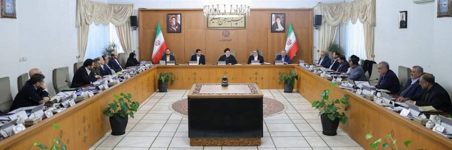 قدردانی دکتر رئیسی از تلاش‌های مجاهدانه بخش‌های مختلف برای تامین و حفظ امنیت/ اردوهای راهیان نور می‌تواند در جهت ایجاد امید در جامعه نقش‌آفرینی موثری کند/ گزارش وزیر اقتصاد از افزایش 270 هزار میلیارد تومانی سرمایه بانک‌ها در 2.5 سال گذشته