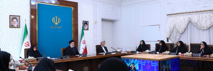 نشست با مسئول و مدیران معاونت امور زنان و خانواده  