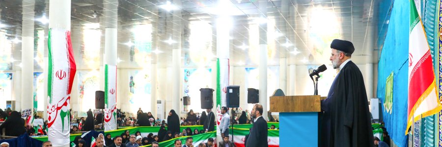 دشمن در گذشته با زبان تهدید و اشاره به گزینه‌های نظامی با ما سخن می‌گفت اما امروز دیگر این سخن را نمی‌شنوید/ ما جنگی را آغاز نخواهیم کرد، اما اگر کسی برای ما قلدری کند، جواب محکمی به او خواهیم داد/ مردم هرمزگان به گواه تاریخ مردمی حق‌خواه و مقاوم بوده‌اند