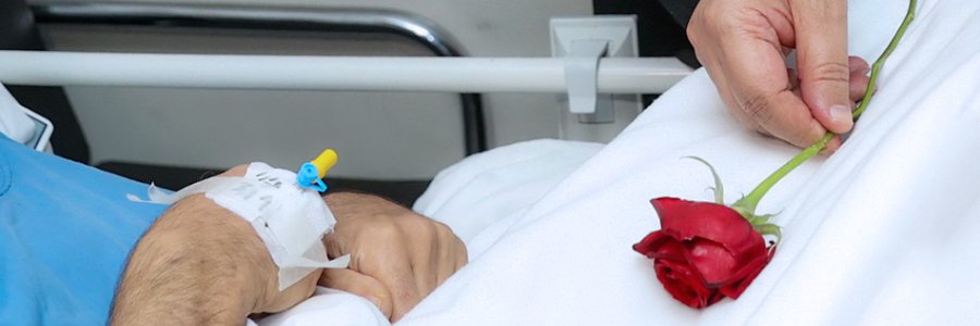 عیادت از جانبازان دفاع مقدس
