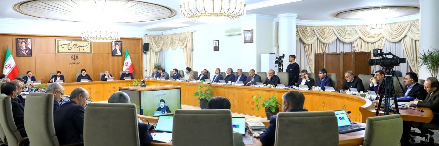 تاکید دکتر رئیسی بر تقویت رصد و نظارت بر بازار عمده و خرده‌فروشی/ گزارش وزیر راه و شهرسازی از اقدامات صورت گرفته برای بالفعل شده ظرفیت‌های اقتصاد دریایی/ هشدار وزیر خارجه به ریاکاری آمریکایی‌ها در سخن گفتن توأمان از آتش‌بس و ترغیب صهیونیست‌ها در حمله به رفح