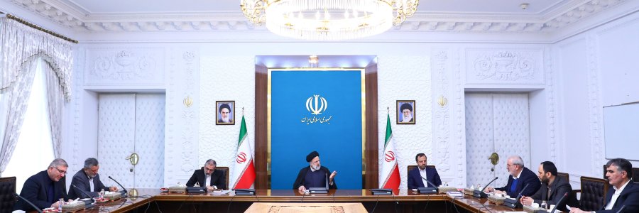 بررسی گزارش تداوم رشد اقتصادی و روند کاهشی نرخ تورم/ تأکید دکتر رئیسی بر برنامه‌ریزی برای تداوم روند کاهش نرخ تورم و حمایت از معیشت اقشار مختلف

