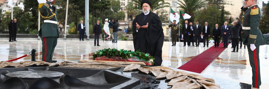 ادای احترام به شهدای انقلاب الجزایر