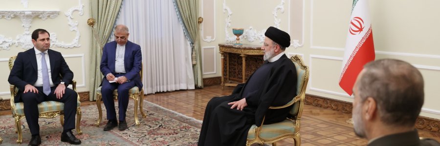 دیدار وزیر دفاع ارمنستان با رئیس جمهور