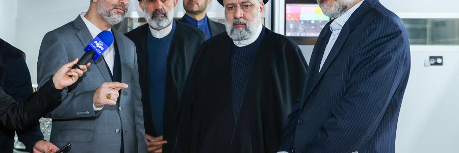 بازدید رئیس جمهور از نمایشگاه عملکرد و دستاوردهای بنیاد شهید و امور ایثارگران در دولت مردمی
