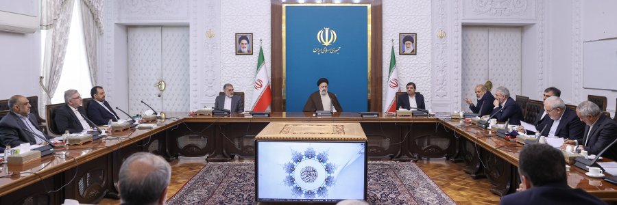 تاکید دکتر رئیسی بر به کارگیری همه ظرفیت‌ها برای مقابله بی‌امان با قاچاق/ ضرورت اجرای دقیق قانون تازه تصویب ساماندهی تجارت مرزی
