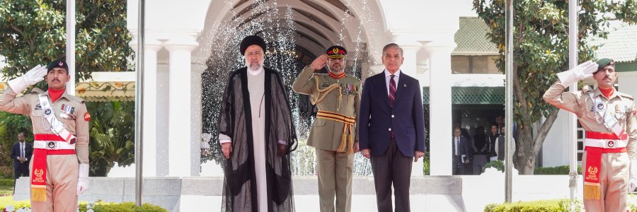 استقبال رسمی از سوی نخست وزیر پاکستان