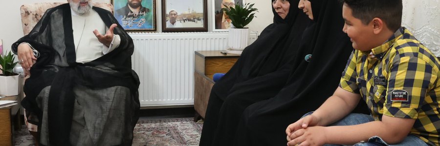 ‌حضور  در منزل شهید مدافع حرم  علی آقابابایی