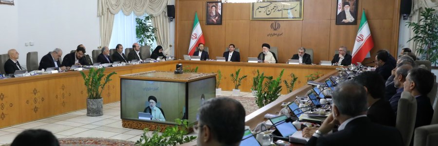دستور ویژه رئیس جمهور برای حل مشکل اشتغال استان‌های دارای نرخ بالای بیکاری/ گزارش وزیر راه و شهرسازی از رشد 58 درصدی ترانزیت کشور
