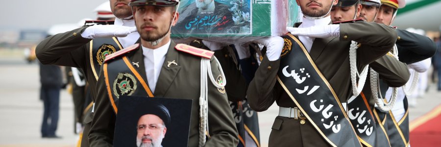 استقبال از پیکر رئیس جمهور شهید و همراهان در فرودگاه مهرآباد