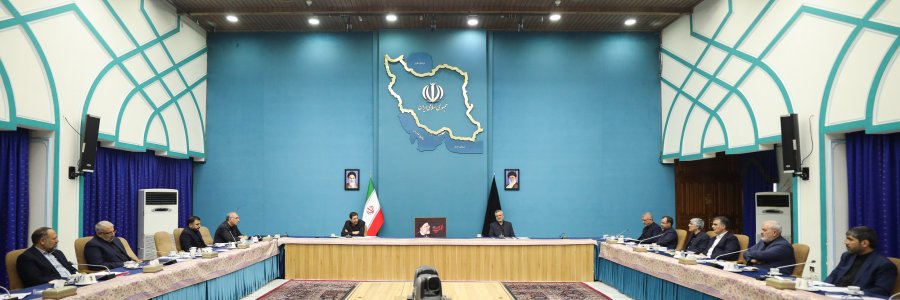 دکتر مخبر: دستاوردهای دولت در رشد قابل توجه اشتغال‌آفرینی مرهون اهتمام ویژه رئیس جمهور شهید است/ تاکید بر تعریف جایگاه شغلی برای شاغلین بخش اقتصاد دیجیتال و توجه به برندسازی/ گزارش وزیر کار از عوامل موفقیت دولت در کاهش نرخ بیکاری
