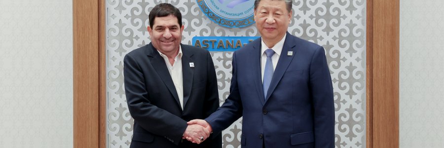 دکتر مخبر: روابط ایران و چین راهبردی بوده و متکی بر منافع و احترام متقابل در حال تمیق و توسعه است/ شی جین پینگ: سیاست چین برای گسترش روابط با جمهوری اسلامی ایران تحت تاثیر عوامل بیرونی قرار نمی‌گیرد
