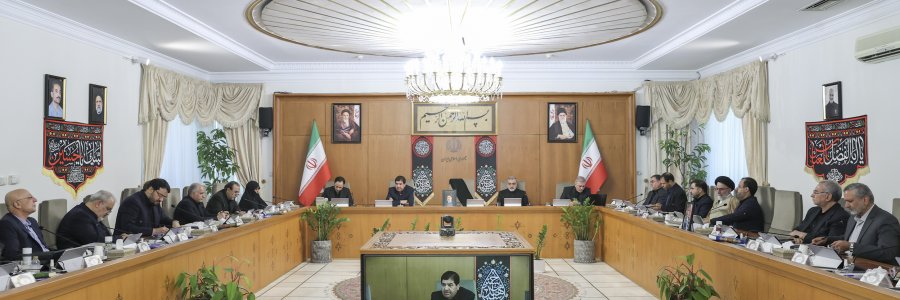 تاکید دکتر مخبر بر تامین منابع تکمیل مصوبات سفرهای استانی و برگزاری مطلوب المپیاد جهانی فیزیک/ قدردانی از تلاش‌های دستگاه‌های امنیتی و انتظامی برای ایجاد امنیت مراسمات عزاداری محرم/ گزارش‌های اعضای کابینه؛ وزیر نفت: توافق انتقال گاز روسیه به ایران در تاریخ بی‌نظیر است