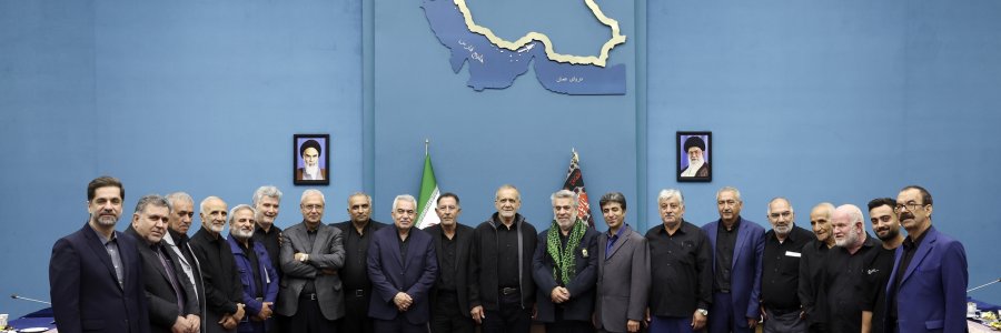 دیدار جمعی از جامعه کارگری و اعضای کانون‌های بازنشستگی 
