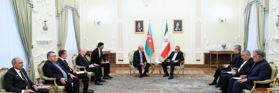 دکتر پزشکیان: دولت چهاردهم مصمم به تحکیم و تقویت روابط با جمهوری آذربایجان است/ نخست وزیر آذربایجان: آماده‌ایم در دوره جدید روابط میان دو کشور را به عالی‌ترین سطح ارتقا دهیم
