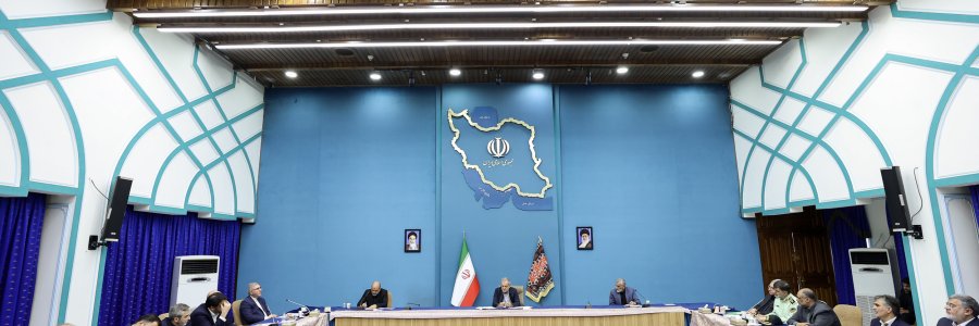 گزارش اقدامات و پیش‌بینی‌های انجام شده برای برگزاری راهپیمایی اربعین شایسته قدردانی است/ کسب رضایت مردم اولویت اصلی همه دستگاه‌های مسئول است/ هیچ توجیهی درباره نارضایتی مردم در سیستم اداری پذیرفته نیست
