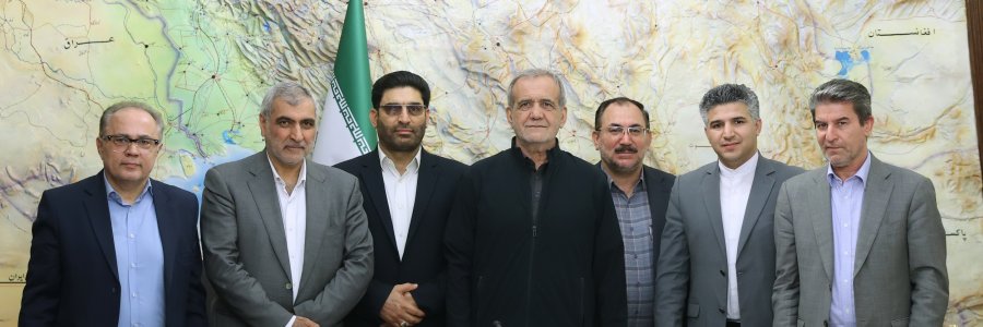 مجلس روزی تاریخی برای نظام جمهوری اسلامی ایران خلق کرد/ نمایندگان دست یاری دولت برای ایجاد وفاق ملی را به گرمی فشردند
