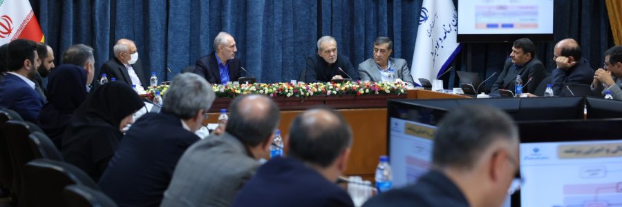 الرقابة‌ الدقیقة علی تصرفات الموازنة بشکل أونلاین، سبب لتحقیق تطلعات الوطن و تمانع إهدار المصادر/  عرض السبل لحلحلة المشاکل و النواقص المالیة و استخدام میزات المحافظة بأفضل الأشکال، من أکبر مهام مؤسسة البرمجة و الموازنة/ استهلاك أکثر من 50 بالمئة من المیزانیة فی العاصمة من تجلیات اللاعدالة و یحتاج الی الاصلاح/ لاتبدأ الحکومة الرابعة عشرة أی مشروع بدون التکهنات اللازمة و مراعاة الأولویة