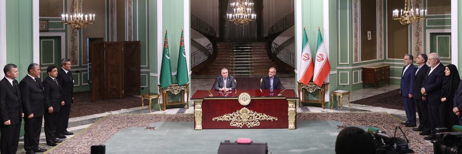 نشست مطبوعاتی مشترک و امضاء 4 سند همکاری دو کشور