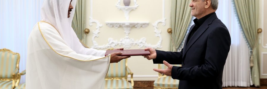 تقدیم استوارنامه سفیر قطر به رییس جمهور