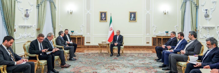 دکتر پزشکیان: امروز دنیا به این باور رسیده که ایران بدنبال صلح و امنیت در جهان است/ گروسی: تعامل خوب ایران و آژانس شیطنت‌ها علیه فعالیت‌های هسته‌ای ایران را خنثی خواهد کرد