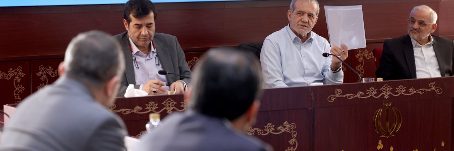 حضور رئیس جمهور در جمع مسئولان وزارت ورزش و جوانان
